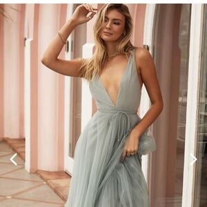 Selfie Leslie Plunge Toole Wedding Guest Dress